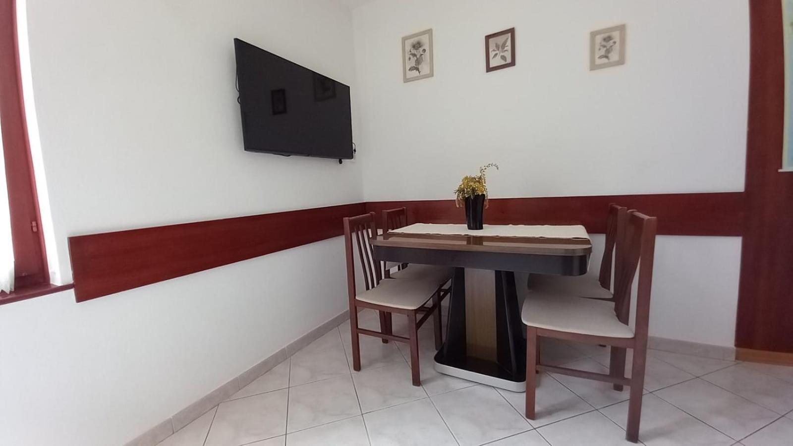 Apartment A4 Ines Near Beach Porec Exterior photo